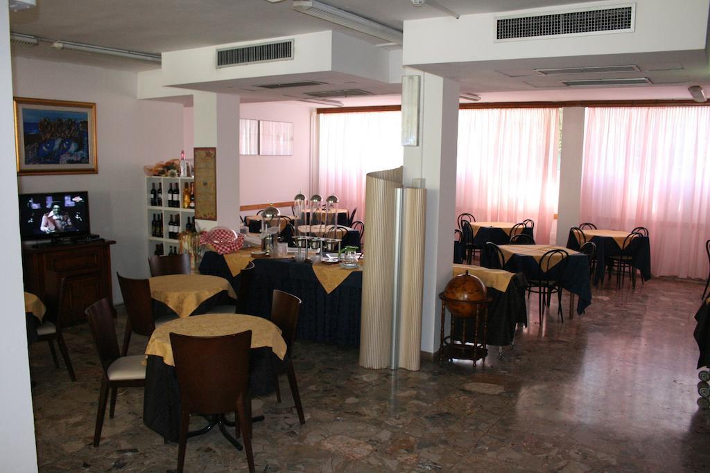 Hotel Roxy Floridiana 리미니 외부 사진